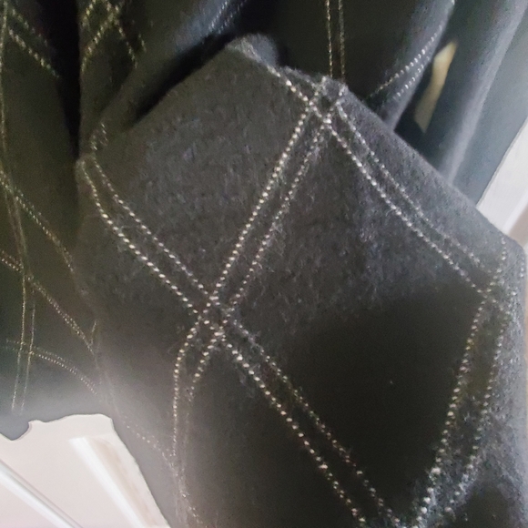 BANANA REPUBLIC EXTRA FINE MERINO MENS PULL OVER SWEATER. XL. DIAMOND BLK WHT - Picture 2 of 6